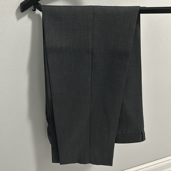 2 Piece Suit - Dark Grey - Joseph Abboud - Picture 2 of 3